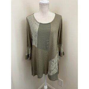 Calstyle Faded Green Multimedia Long Sleeve Top Size Medium